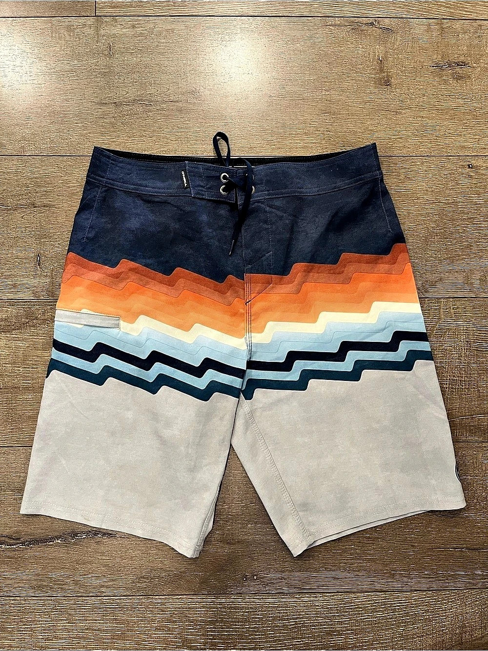 O'Neill Hyperfreak Board Shorts in Blue & Orange Waist 29 Like New